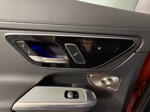 Certified 2024 Mercedes-Benz GLC 300 4MATIC image 30