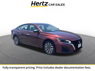 Used 2025 Nissan Altima 2.5 SV FWD video 1