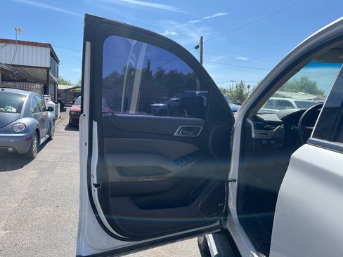 Used 2018 GMC Yukon XL Denali w/ Open Road Package AWD/4WD image 12