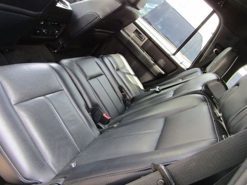 Used 2017 Ford Expedition Limited w/ Equipment Group 301A RWD image 7