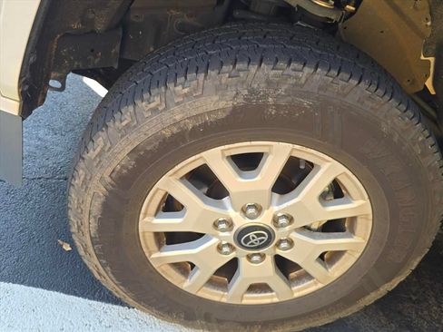 Used 2025 Toyota Tacoma SR RWD image 4