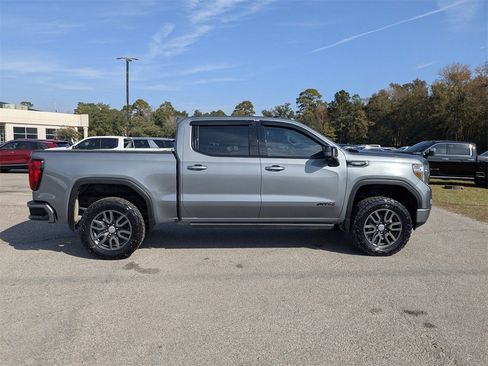 Used 2020 GMC Sierra 1500 AT4 w/ AT4 Premium Package image 3