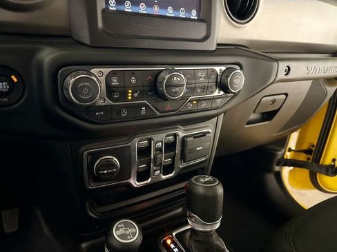 Used 2019 Jeep Wrangler Unlimited Sport S image 26