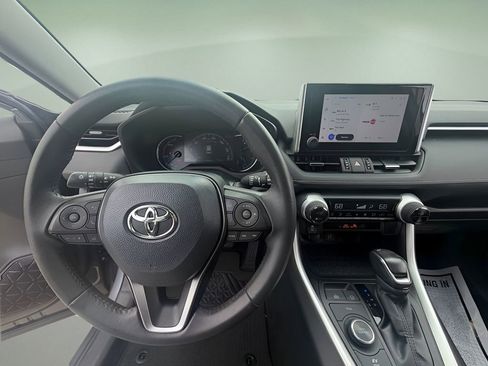 Used 2024 Toyota RAV4 XLE Premium AWD/4WD image 38