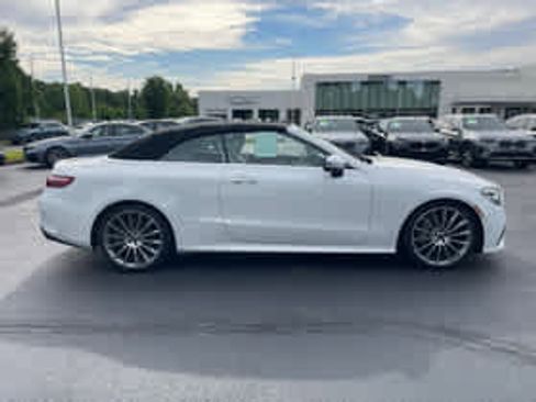 Used 2022 Mercedes-Benz E 450 Cabriolet image 4