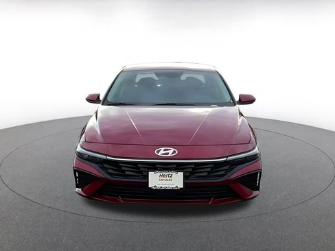 Used 2025 Hyundai Elantra SEL image 11