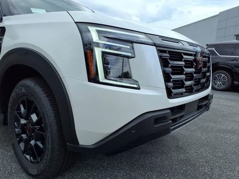 New 2025 Nissan Armada PRO-4X image 9