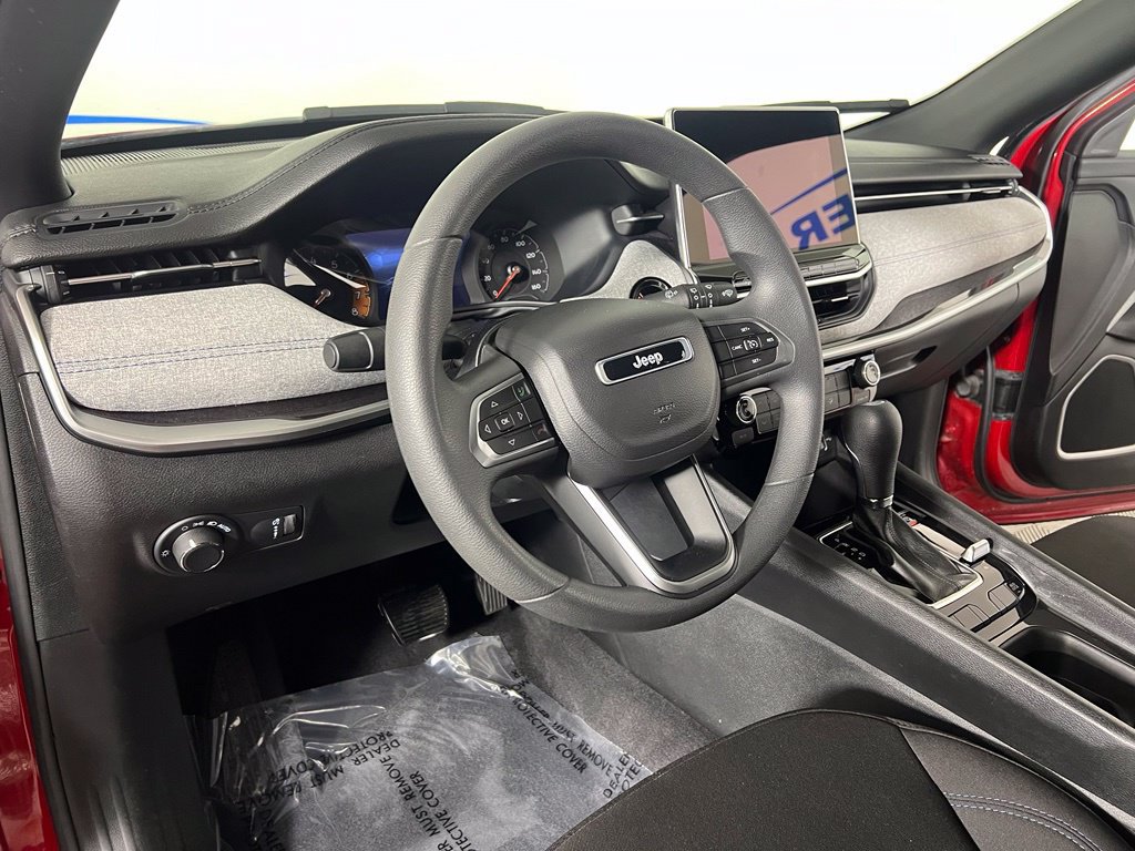 Used 2023 Jeep Compass Sport AWD/4WD image 18