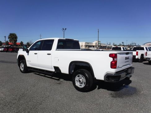 Used 2022 GMC Sierra 2500 Pro w/ Convenience Package image 3