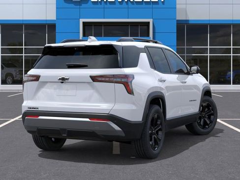 New 2026 Chevrolet Equinox LT w/ Midnight Edition FWD image 4