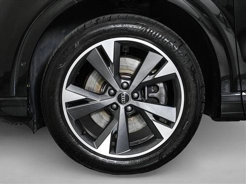 Used 2023 Audi Q4 e-tron Premium Plus w/ Premium Plus AWD/4WD image 25