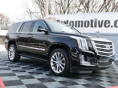 Used 2020 Cadillac Escalade Platinum image 67