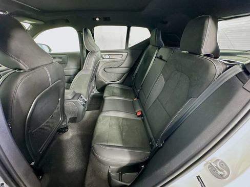 Used 2023 Volvo XC40 Recharge Plus AWD/4WD image 30