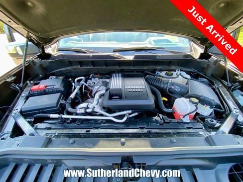 Used 2024 Chevrolet Silverado 1500 High Country w/ Technology Package image 54