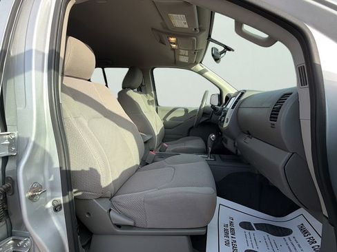 Used 2019 Nissan Frontier SV w/ Value Truck Package image 38