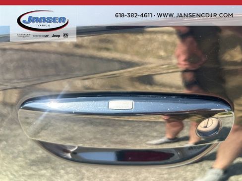 Used 2023 Dodge Charger SXT image 30