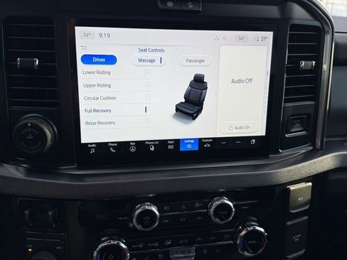 Used 2025 Ford F250 Platinum image 21