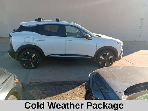 New 2026 Nissan Kicks SR w/ Illumination Package image 3