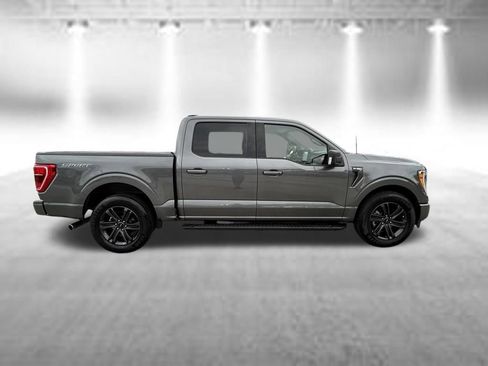 Used 2022 Ford F150 XLT w/ Equipment Group 302A High RWD image 3