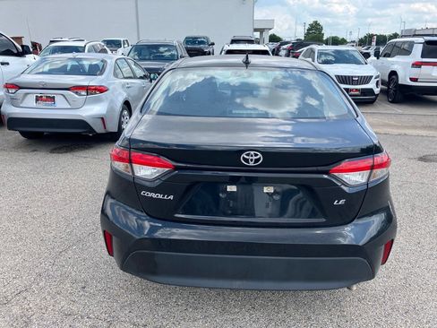 Used 2024 Toyota Corolla LE FWD image 5