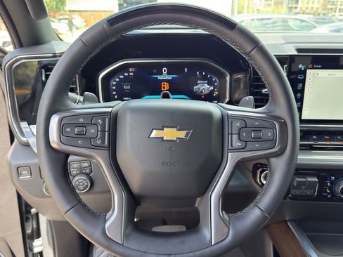 Used 2026 Chevrolet Silverado 1500 High Country w/ Technology Package AWD/4WD image 22