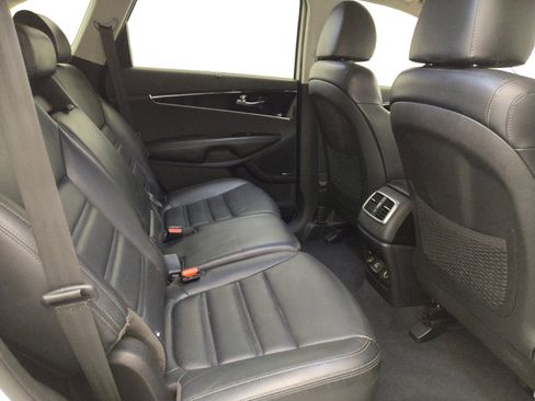 Used 2019 Kia Sorento EX w/ EX Touring Package image 19
