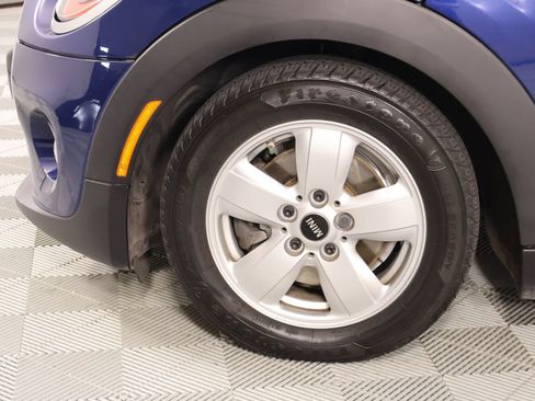 Used 2017 MINI Cooper 4-Door Hardtop FWD image 17
