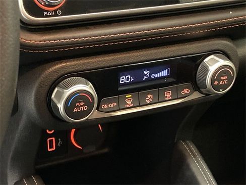 Used 2019 Nissan Kicks SR image 27