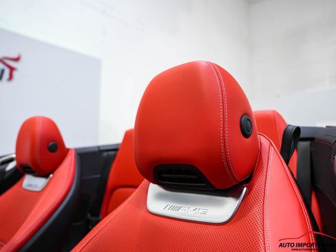 Used 2022 Mercedes-Benz SL 55 AMG 4MATIC w/ Driver Assistance Package image 53