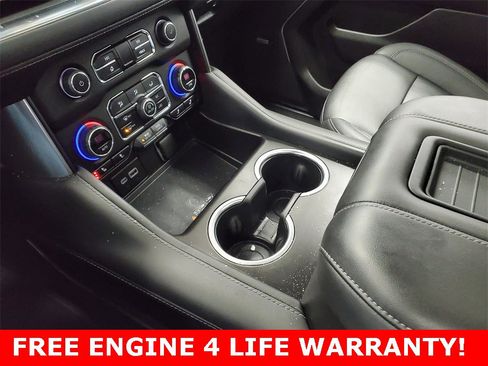 Used 2023 Chevrolet Suburban Z71 w/ Luxury Package image 28