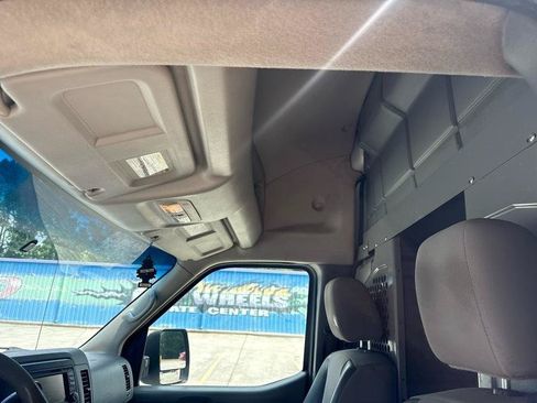 Used 2018 Nissan NV 2500 SV w/ Navigation Package RWD image 25
