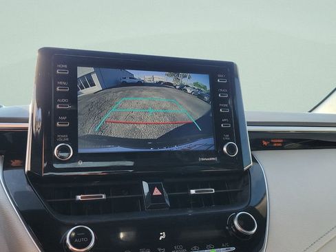 Used 2021 Toyota Corolla SE image 25