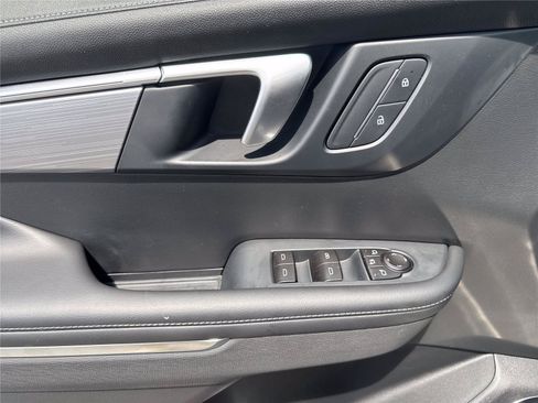 Used 2026 Buick Enclave Preferred FWD image 19