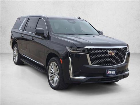 Used 2024 Cadillac Escalade ESV Luxury RWD image 3