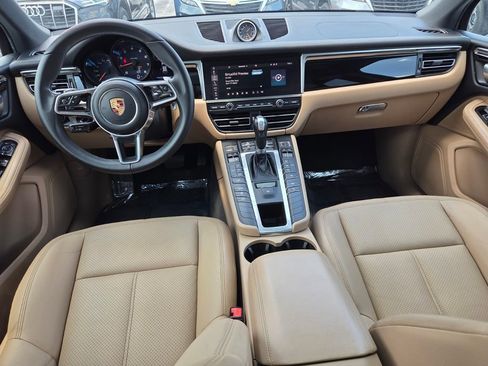 Used 2019 Porsche Macan AWD/4WD image 9