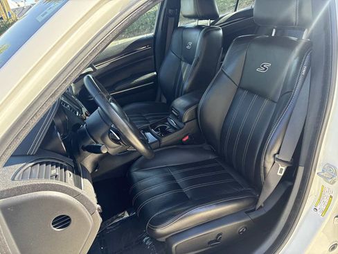 Used 2019 Chrysler 300 S w/ Safetytec Plus Group image 20