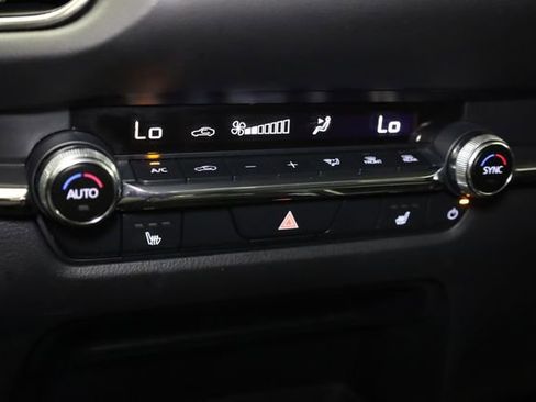 Used 2024 MAZDA CX-30 AWD 2.5 S w/ Premium Package image 23