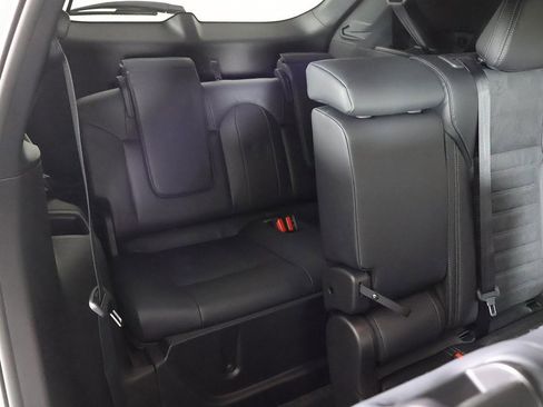 New 2026 Mitsubishi Outlander SE image 37