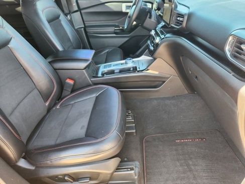 Used 2023 Ford Explorer ST-Line w/ Class IV Trailer Tow Package image 12