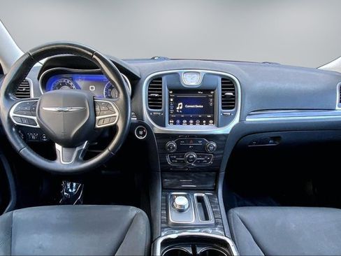 Used 2019 Chrysler 300 Touring w/ Sport Appearance Package AWD/4WD image 15