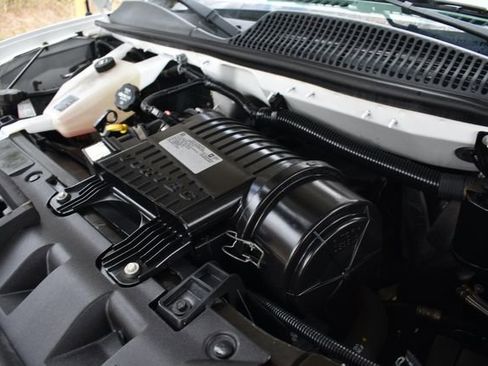 Used 2020 Chevrolet Express 3500 LT w/ LT Preferred Equipment Group image 21