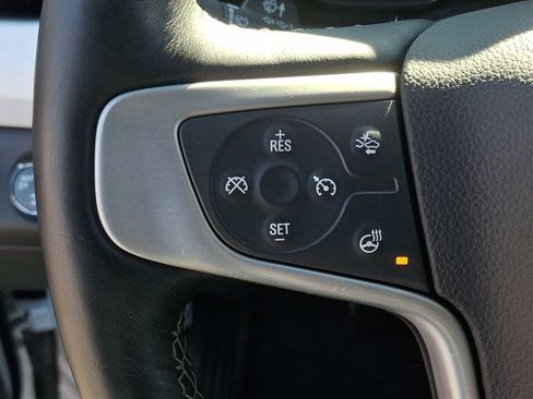 Used 2017 GMC Yukon SLT w/ Premium Edition image 22