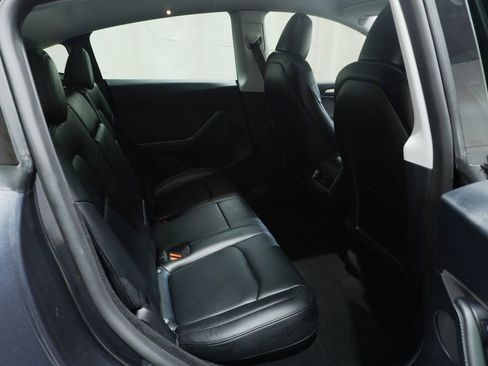 Used 2024 Tesla Model Y Performance image 15