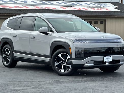 New 2026 Hyundai Ioniq 9 SE image 2