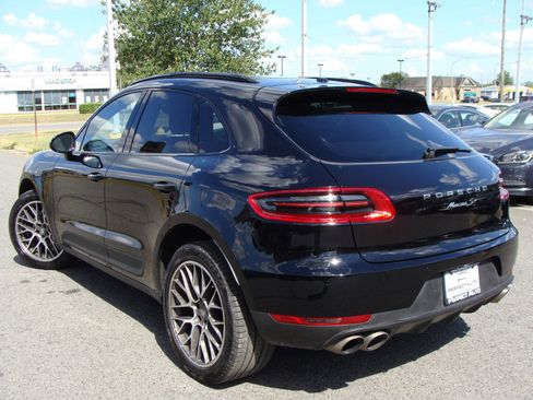 Used 2017 Porsche Macan S image 4