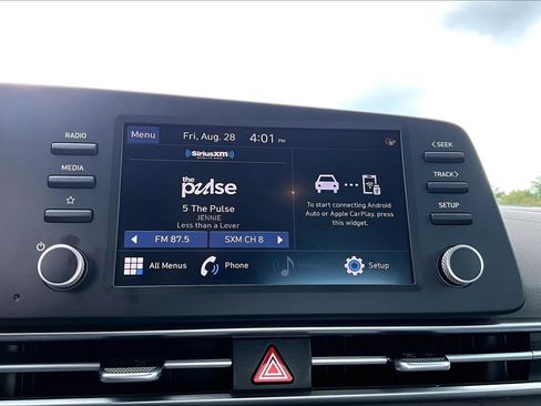 Used 2023 Hyundai Elantra SEL FWD image 33