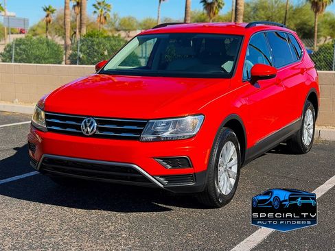 Used 2018 Volkswagen Tiguan SE AWD/4WD image 1