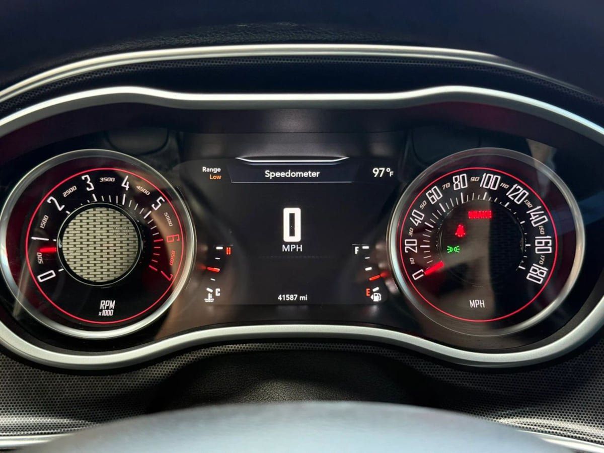 Used 2016 Dodge Challenger R/T Scat Pack w/ Leather Interior Group RWD image 48