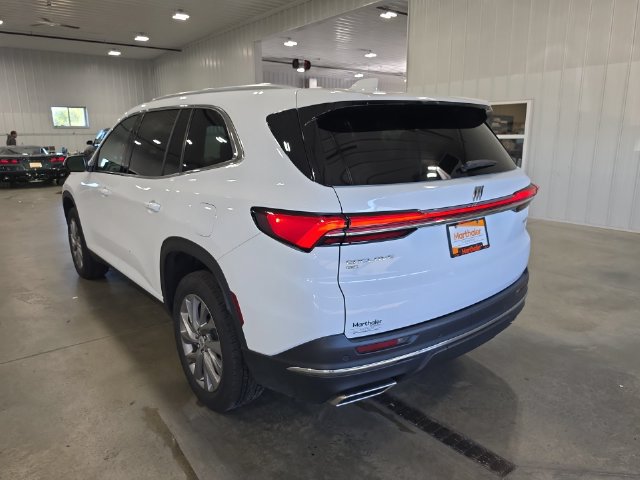 Used 2026 Buick Enclave Preferred AWD/4WD image 6