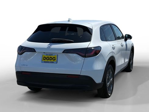 New 2026 Honda HR-V LX image 5